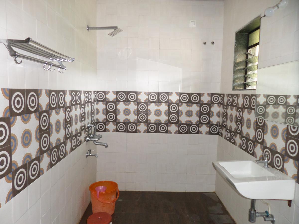 Atithi Farm House Hotel Borlai Zewnętrze zdjęcie